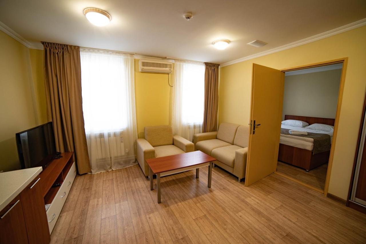 Chagala Hotel Aksai Aksay Exterior photo